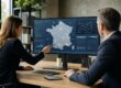 Consultants analysant une stratégie pour créer des pages locales SEO en France